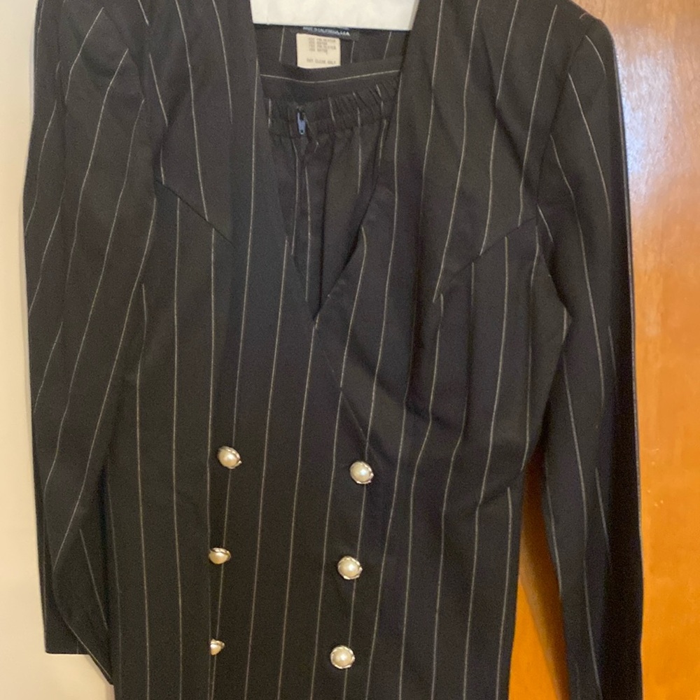 Suit set